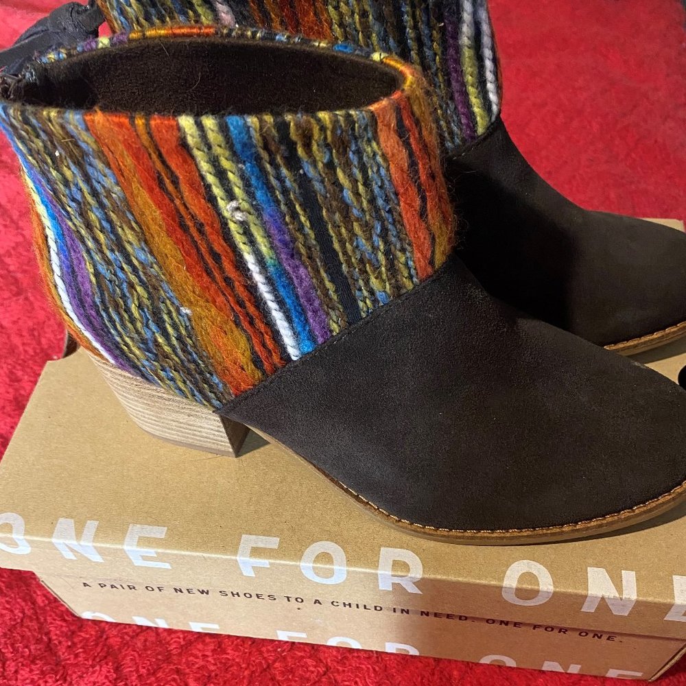 Tom's Leila Chocolate Suede multicolor Booties